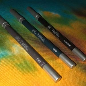 UD 24/7 GlideOn Eye Pencil ether/junkie/delinquent
